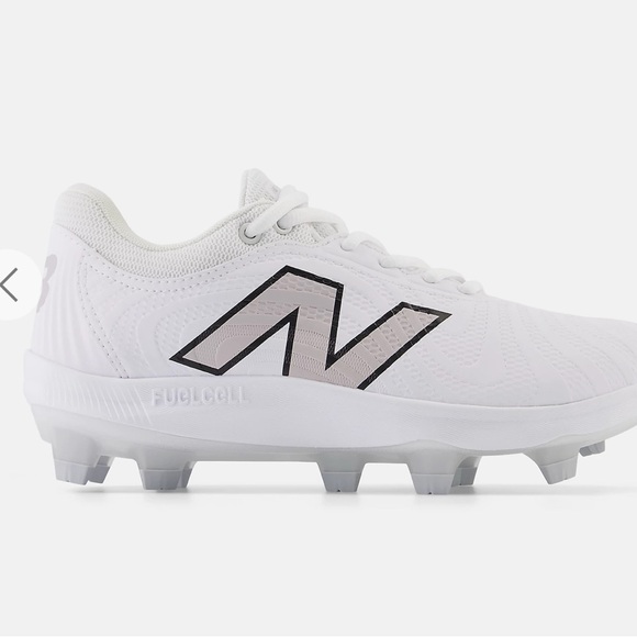 New Balance Shoes - New Balance Softball Baseball molded cleats W8 or M6.5